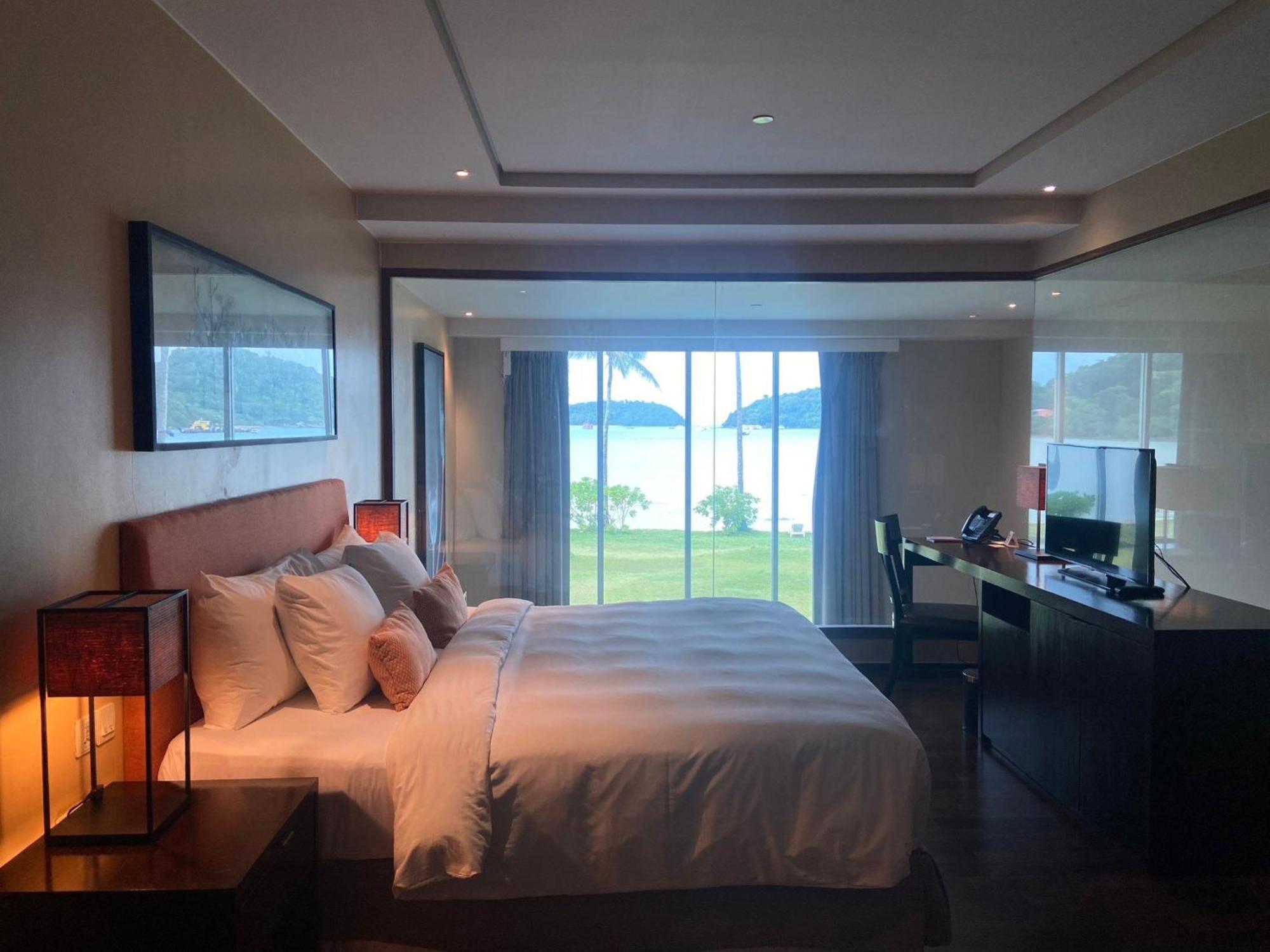 Phuket Panwa Beachfront Resort Cape Panwa Exterior foto